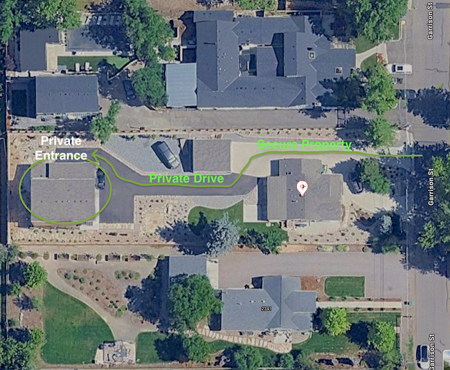 Private/Secure Entrance - 2343 Garrison St