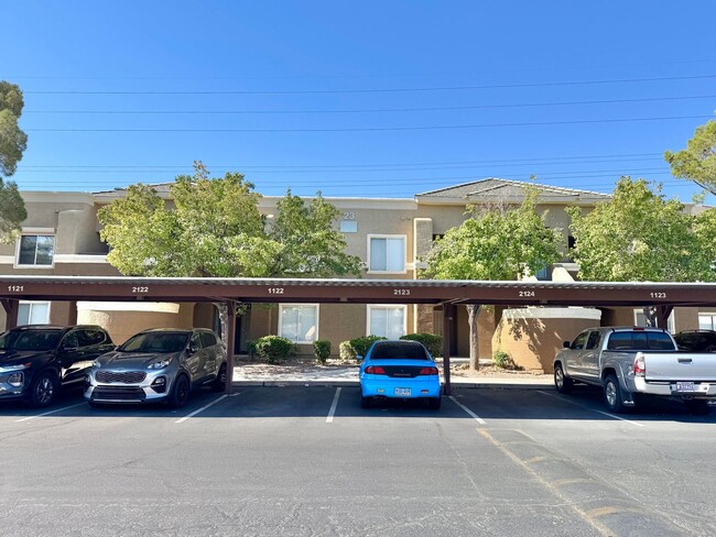Building Photo - Bright and airy 2-bedroom, 2-bathroom second-floor condo tucked inside a secure gated community i... Unit 2121