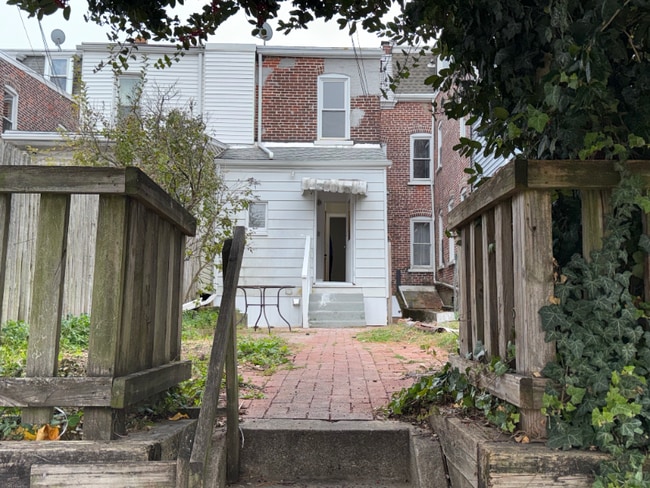 Photo - 41 S Franklin St