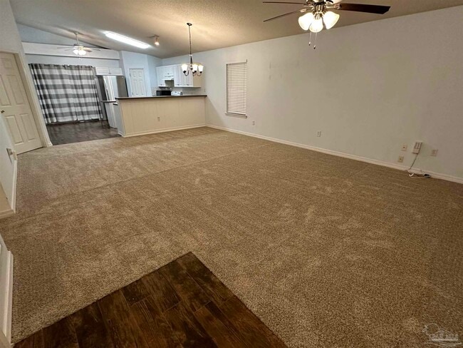 317 Mizzen Ln