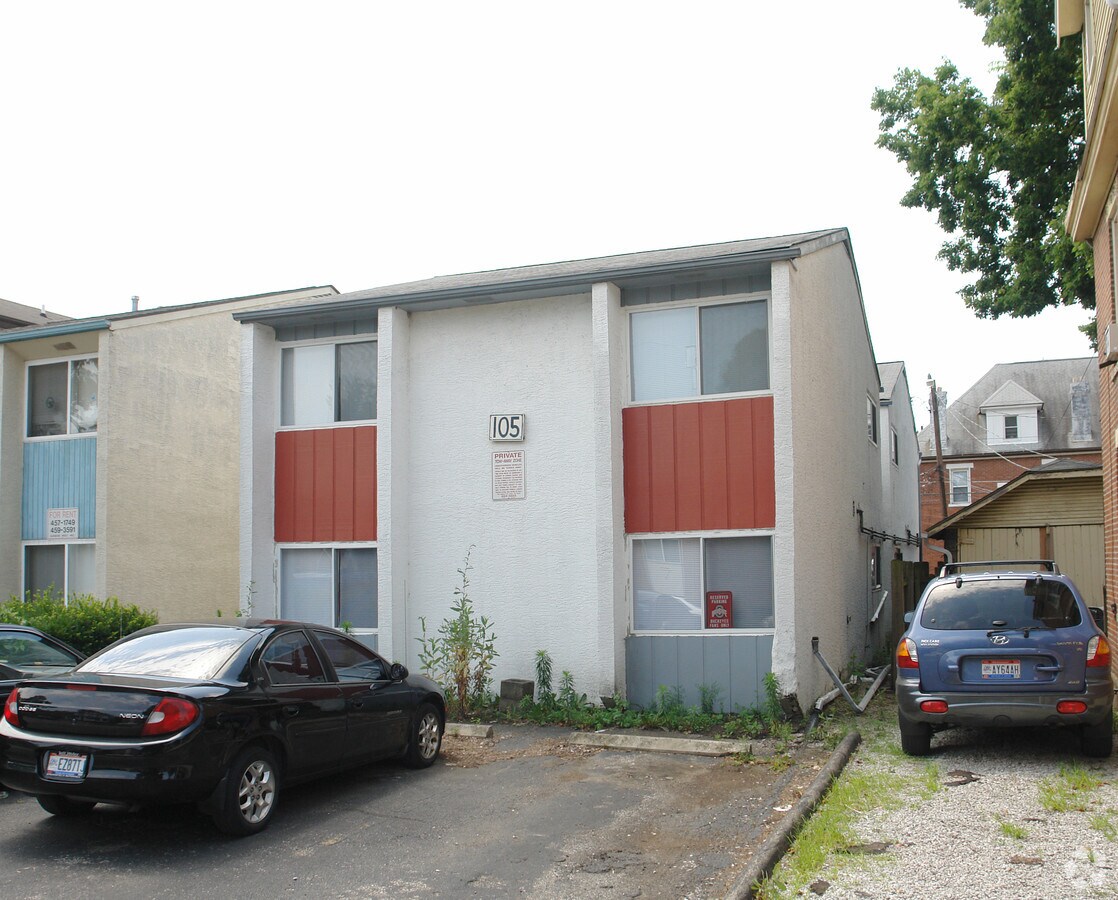 Photo - 105 W 8th Ave