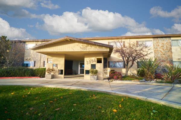 Photo - 3958 Castro Valley Blvd