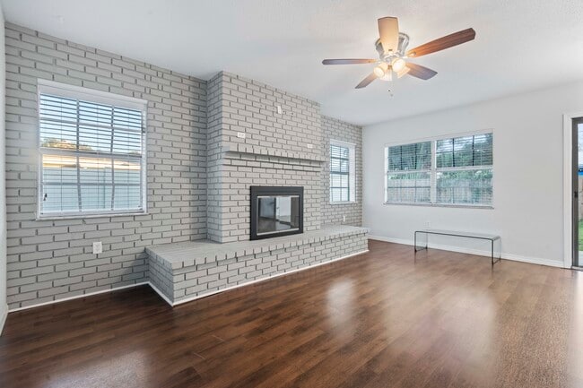 Photo - 353 Shirley Ave