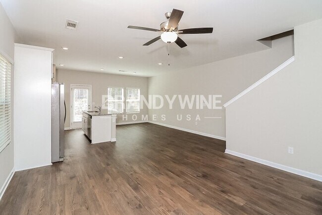 Photo - 101 Crestview Wy