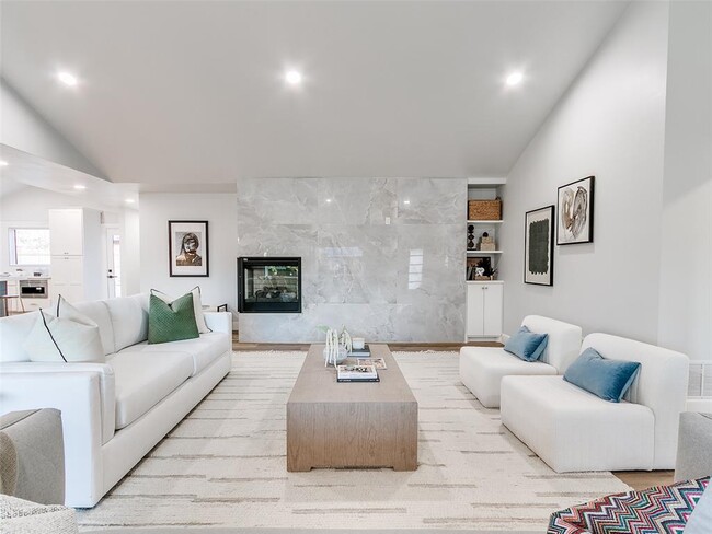 Photo - 2101 NW 60th St