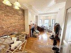 Building Photo - 71 Gainsborough St Unit 301 Rental