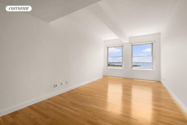 Photo - 88 Greenwich St Condo