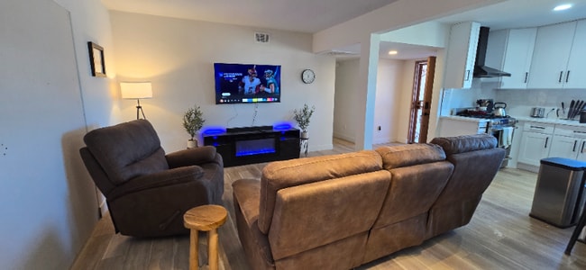 Photo - 1733 Ophir Dr