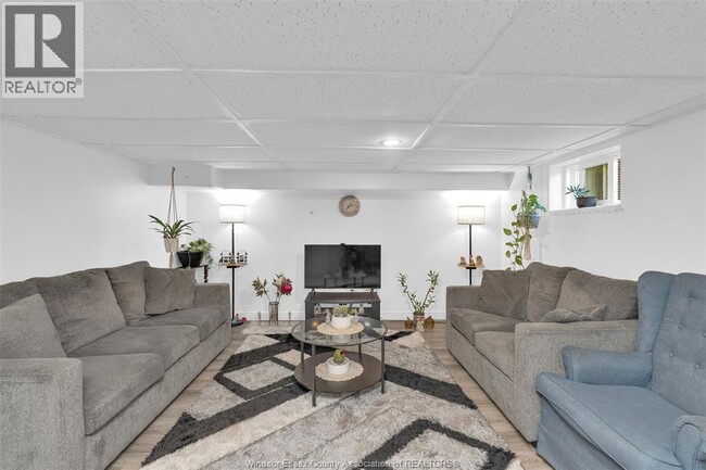 Photo - 1780 Ford Blvd