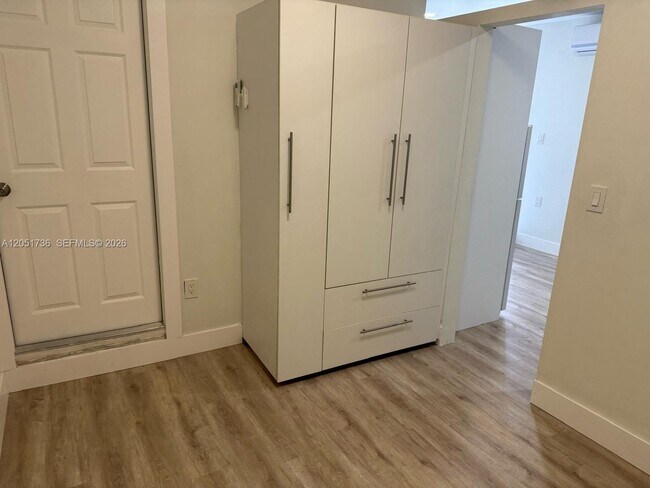 Photo - 8600 NW 21st St Unit 1