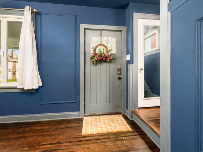 Photo - 211 E Jenkins Ave