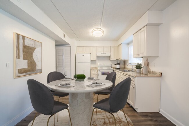 Photo - Townsend Apartments