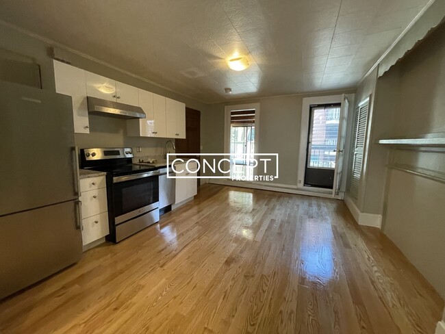 Photo - 26 Fayette St Unidad 1-CP Rental