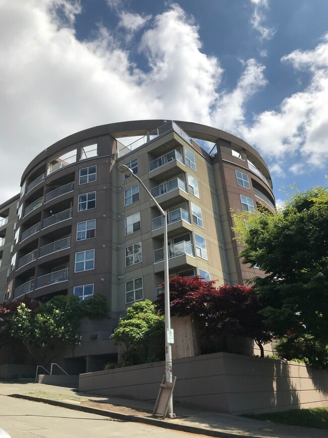 Photo - 530 Melrose Ave E Unidad 603