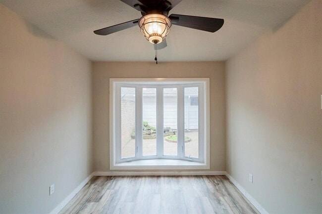 Photo - 1411 Ramada Dr