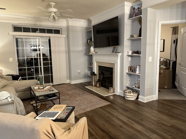 Building Photo - 23620 Overlook Park Dr Unit 103 Rental