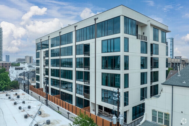 2323 W Main St - Alternate - The Westmore