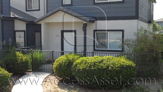 Photo - Gorgeous Condo in Prestigious Community With 2 Bed/2 Baths In Redlands!