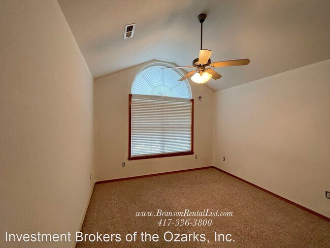 Photo - 3 br, 2 bath House - 126 Mesquite Drive