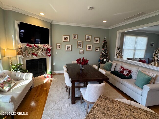 Photo - 8 Ave of Two Rivers