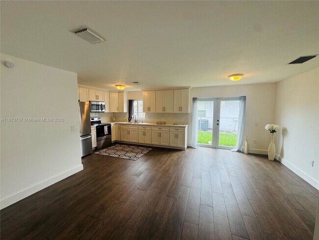 Photo - 18742 SW 113th Ave Unidad 6
