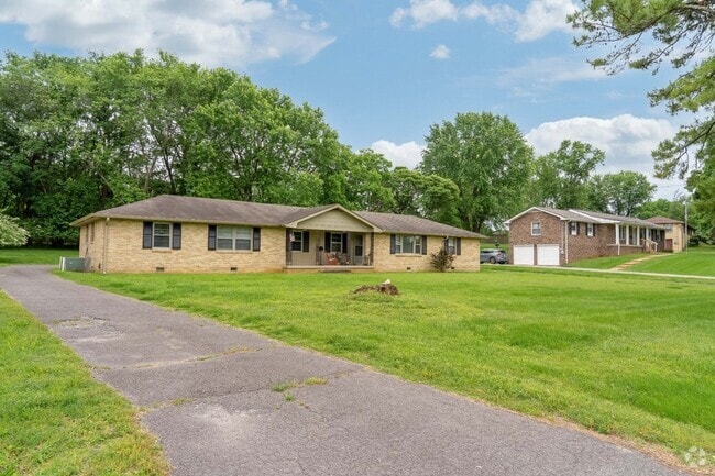 Building Photo - 119 Lake Terrace Dr Rental