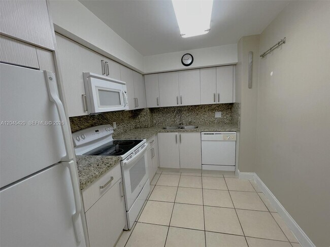 Photo - 3900 N Hills Dr Unit 108