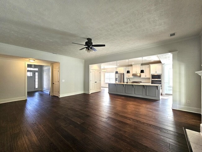 Photo - 265 Dublin Lp