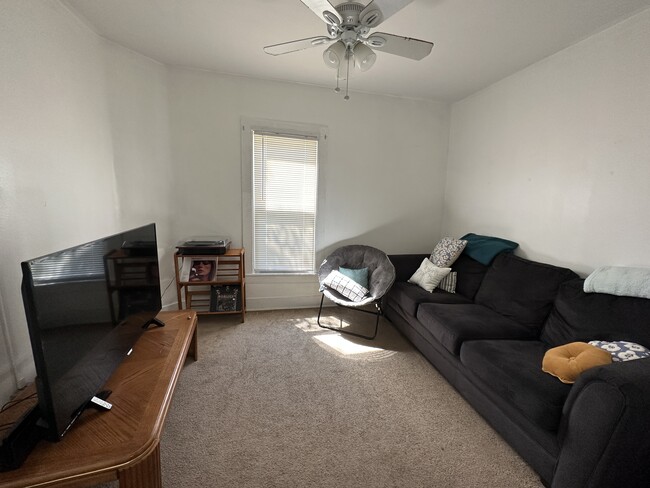 Photo - 40 Walnut St