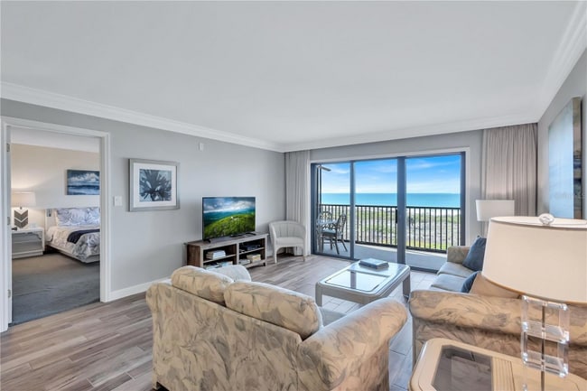Building Photo - 420 Beach Rd Rental