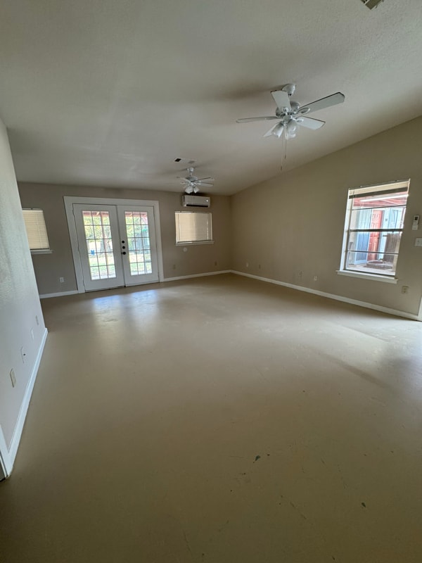 20045 FM306 Unit 106