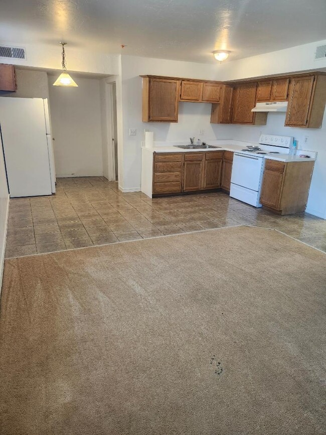 Photo - 320 N Washington Ave