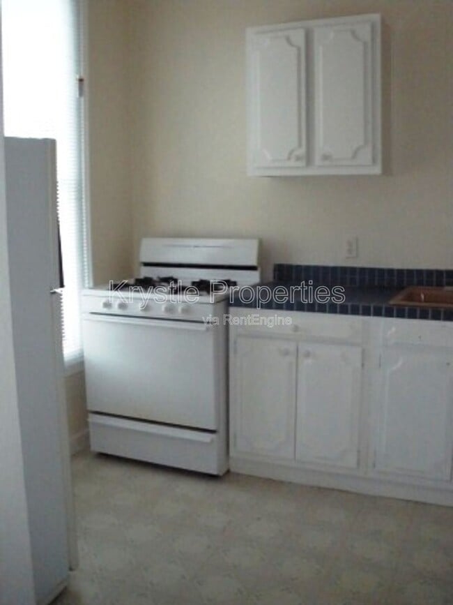 Photo - 1117 Sutter St Unit B