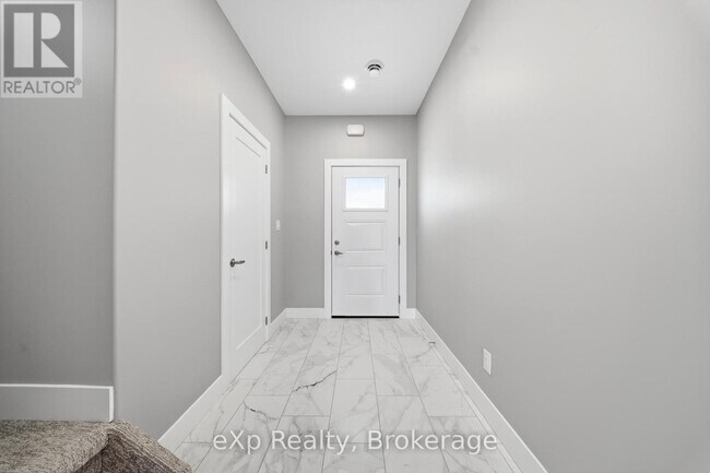 Photo - 79 Maclellan Ave