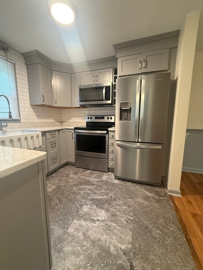 Photo - 303 Twin Lakes Dr