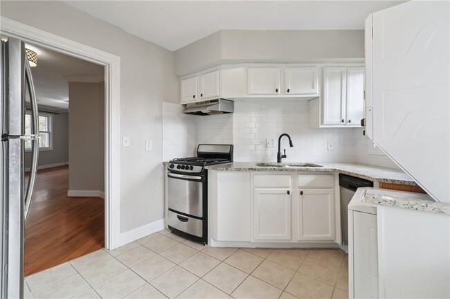 Photo - 2477 N Decatur Rd Unit B4