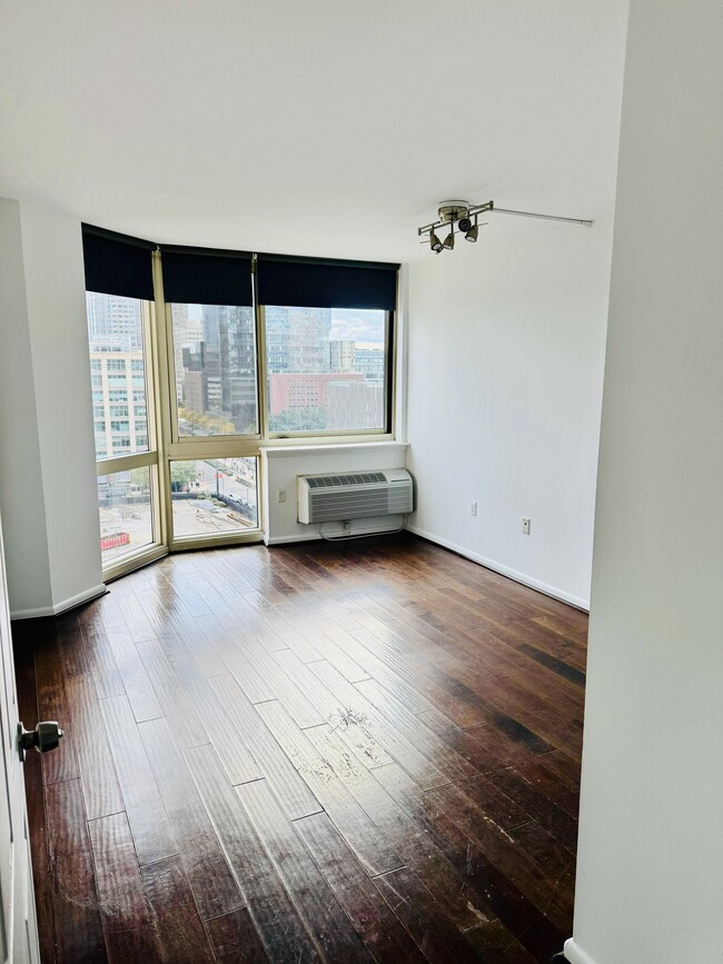Photo - 20 2nd St Unidad 1209