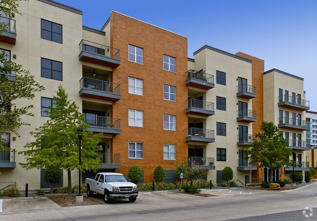 Photo - Arthouse at SO7