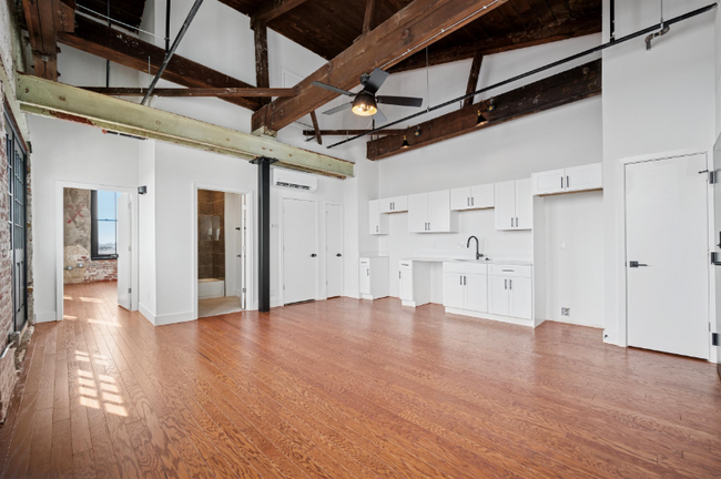 Building Photo - 2547 N Hancock St Rental