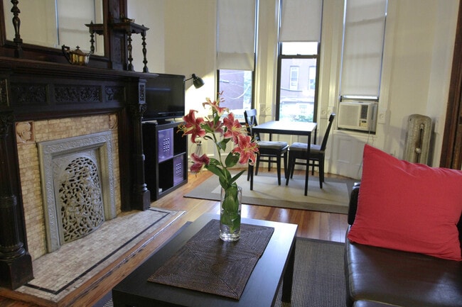 Photo - 732A Jefferson Ave Unit 1