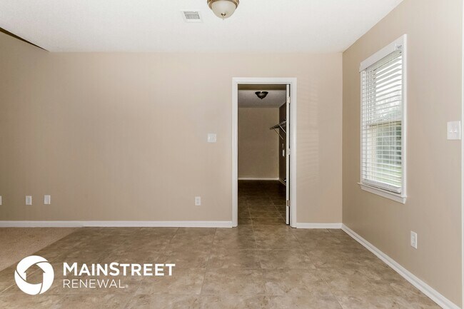 Photo - 230 Wildwood Dr