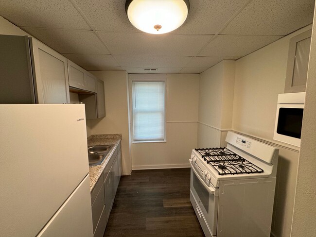 Photo - 7216-7218 Pennsylvania Ave. Unidad 7216-B (2F)