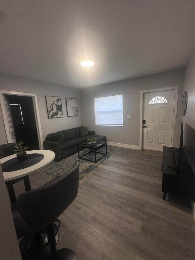 Photo - 1016 State St