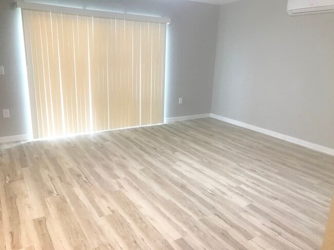 Photo - 7880 Laurelridge Rd Unit 7882