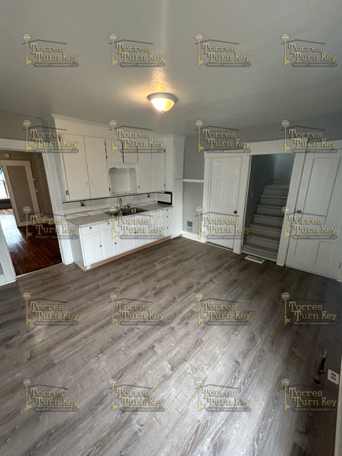 Building Photo - 80 Harvest St