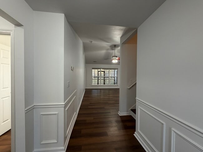 Photo - 1863 New Castle Dr