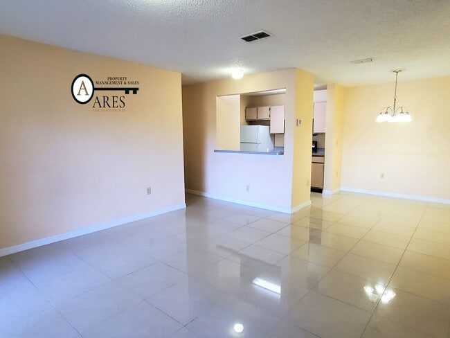 Photo - FOR RENT 2 BED 2 BATH CONDOMINIUM. AVAILABLE 1/10/2026.