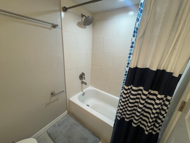 Bath#2 - 214 Meadow Ln Unit 214