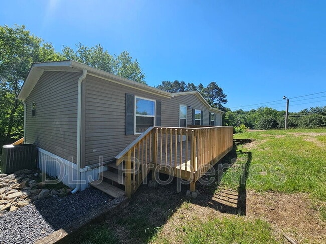 Photo - 1028 Catoosa Ln