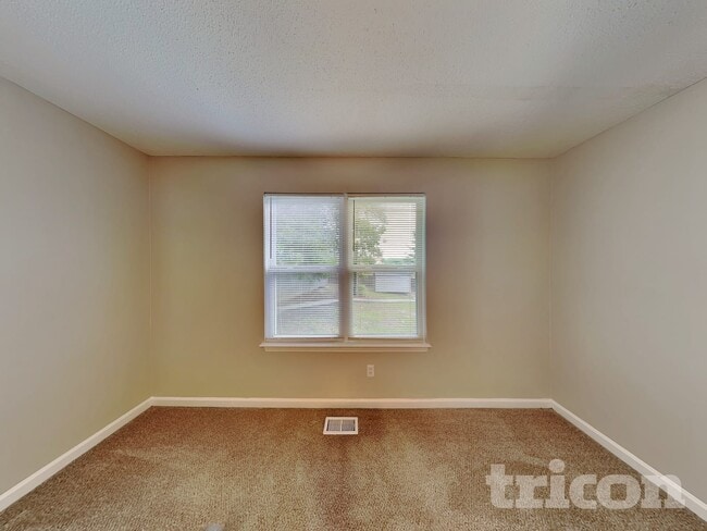 Photo - 108 Woodlands Village Dr